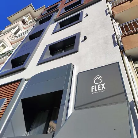 Super Stylish & Bosphorus View In Ortakoey-8 이스탄불
